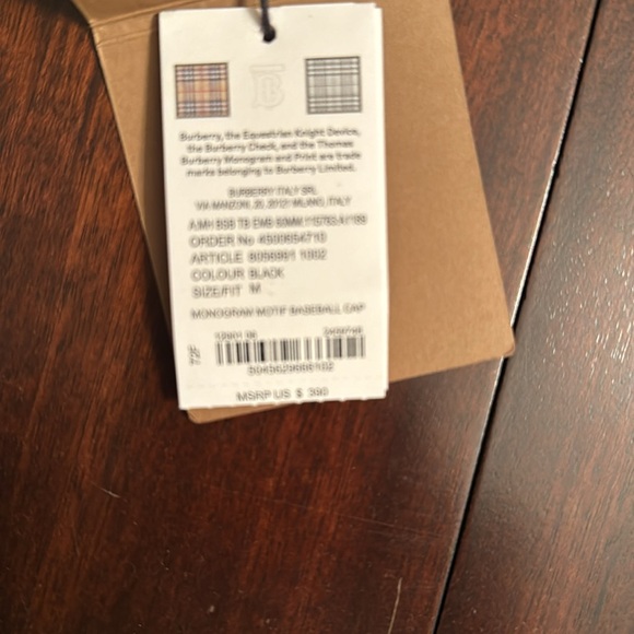 NWT Burberry Women’s Monogram Motif Baseball Cap Black on Black Luxury Gift - Picture 9 of 11